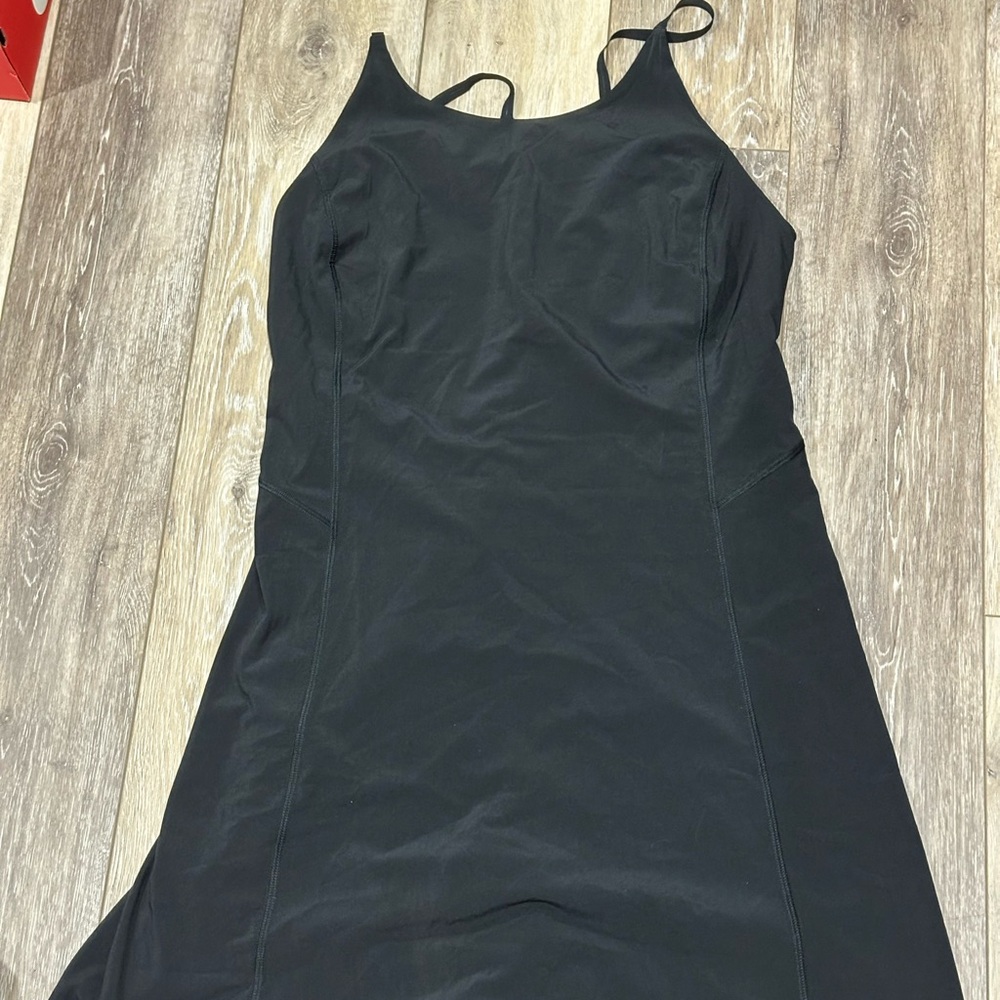 Athleta Black Infinity Dress